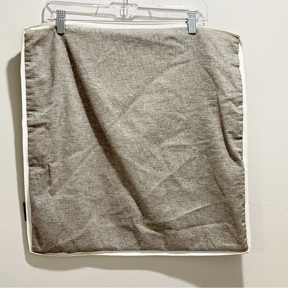 TEXTILES FOR LIFE Woven Gray Pillow Cover Sham Edged Cotton Binding 20” X 20”